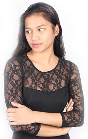 Choosing between an onshore partner visa application inside Australia, or an offshore partner visa application applied for in Manila Cambodia